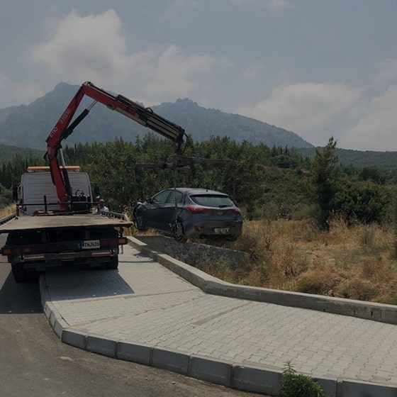Kıbrıs En Yakın Çekici Araç Kurtarıcı Acil Araba Çekme Yol Yardım Lastik Onarım
